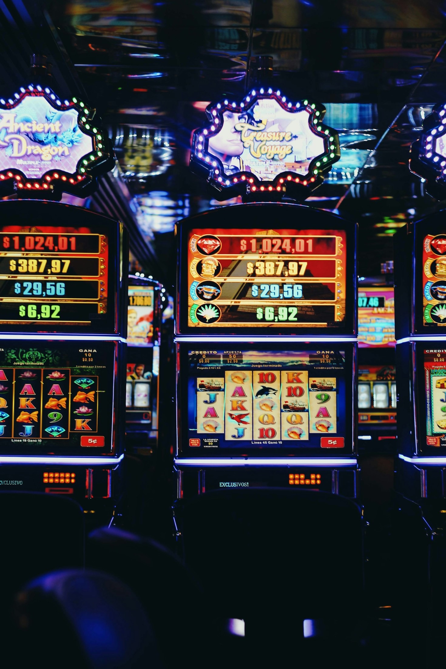 Top Slot Games You Can’t Miss at CASINOTRUCTUYENVN